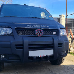 Передня накладка губа (під фарбування) для Volkswagen T5 Transporter 2003-2010 рр