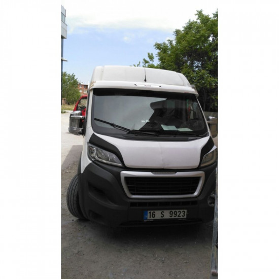 Козирьок на лобове скло (під фарбування) для Peugeot Boxer 2006-2024 та рр