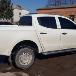 Бокові пороги Premium (2 шт., нерж.) Ø60 для Mitsubishi L200 2015-2024 рр