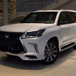 Бокові пороги (дизайн Lexus 2016-2024) Білий колір для Lexus LX570/450d