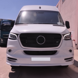 Накладка на передній бампер (під фарбування) для Mercedes Sprinter W907/W910 2018-2024 рр