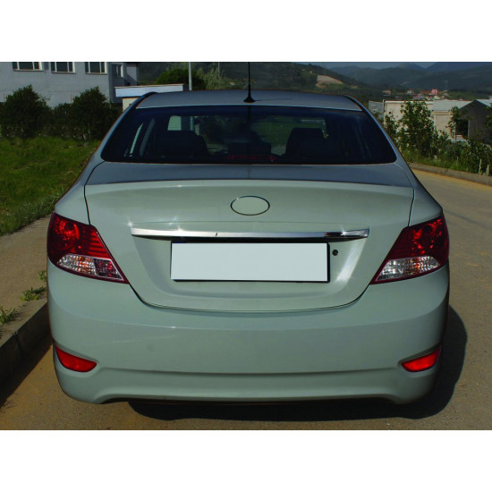 Накладка над номером (нерж.) Carmos - Турецька сталь для Hyundai Accent Solaris 2011-2017 рр