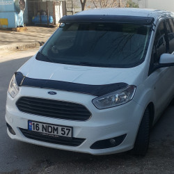 Козирьок на лобове скло (чорний глянець, 5мм) для Ford Courier 2014-2023 рр