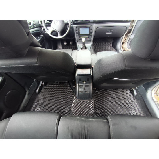 Килимки EVA (чорні) для Skoda Superb 2001-2009 рр Килимки EVA (чорні) для Skoda Superb 2001-2009 рр