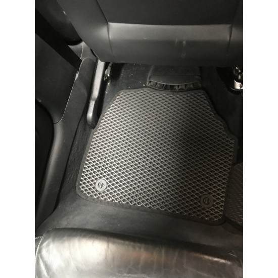 Килимки EVA (чорні) для Skoda Superb 2001-2009 рр Килимки EVA (чорні) для Skoda Superb 2001-2009 рр