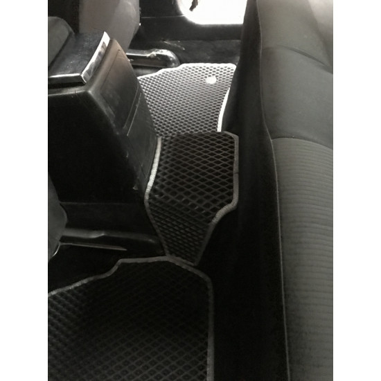 Килимки EVA (чорні) для Volkswagen Passat B5 1997-2005 років Килимки EVA (чорні) для Volkswagen Passat B5 1997-2005 років