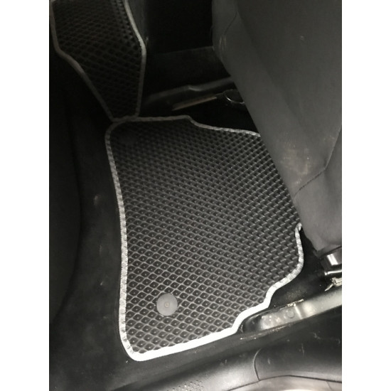 Килимки EVA (чорні) для Volkswagen Passat B5 1997-2005 років Килимки EVA (чорні) для Volkswagen Passat B5 1997-2005 років