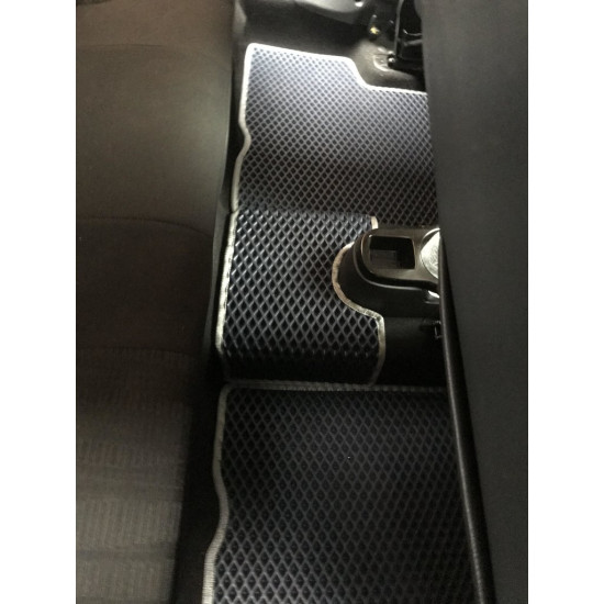 Килимки EVA (чорні) для Renault Duster 2008-2017 рр Килимки EVA (чорні) для Renault Duster 2008-2017 рр