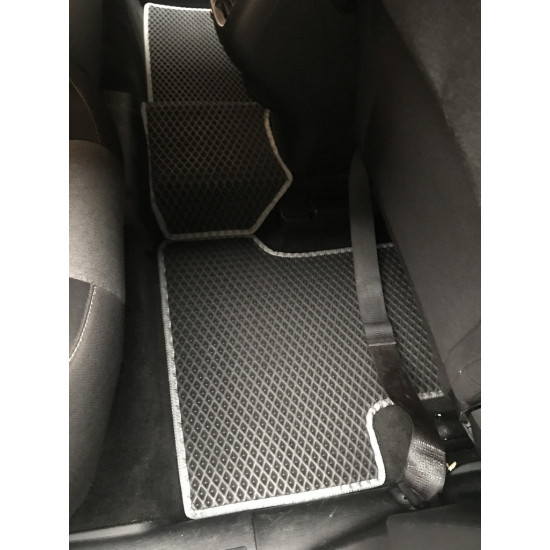 Килимки EVA (чорні) для Jeep Cherokee KL 2013-2024 рр