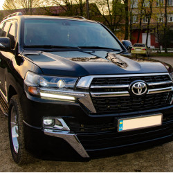 Комплект рестайлінгу з LC200 2008-2015 на 2021 Executive для Toyota Land Cruiser 200