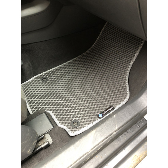 Килимки EVA (чорні) для Volkswagen Golf 5 Килимки EVA (чорні) для Volkswagen Golf 5