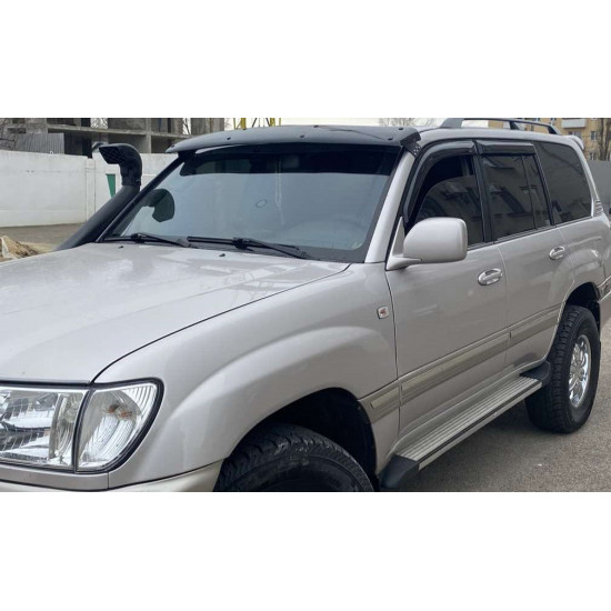 Козирок на лобове скло для Toyota Land Cruiser 100 Козирок на лобове скло для Toyota Land Cruiser 100