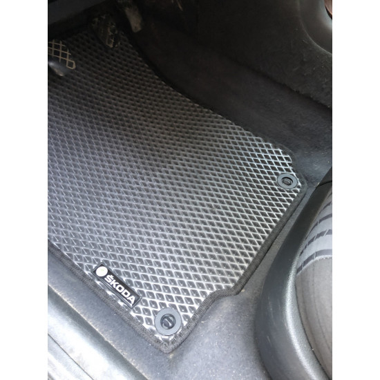 Килимки EVA (чорні) для Skoda Octavia I Tour A4 1996-2010 Килимки EVA (чорні) для Skoda Octavia I Tour A4 1996-2010
