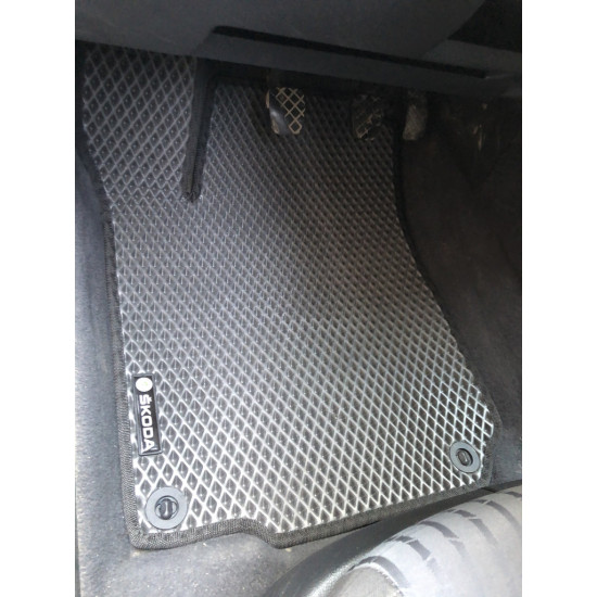 Килимки EVA (чорні) для Skoda Octavia I Tour A4 1996-2010 Килимки EVA (чорні) для Skoda Octavia I Tour A4 1996-2010