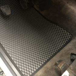 Килимки EVA (чорні) Передні (2 шт) для Toyota Land Cruiser 70