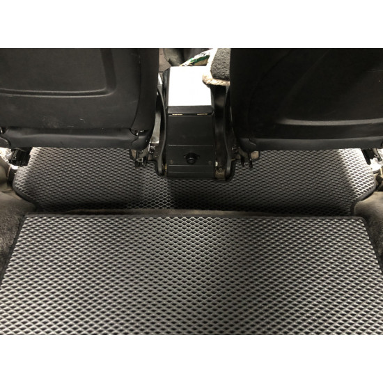 Килимки EVA (чорні) Передні (2 шт) для Toyota Land Cruiser 70 Килимки EVA (чорні) Передні (2 шт) для Toyota Land Cruiser 70