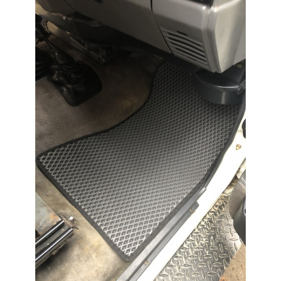 Килимки EVA (чорні) Передні (2 шт) для Toyota Land Cruiser 70 Килимки EVA (чорні) Передні (2 шт) для Toyota Land Cruiser 70