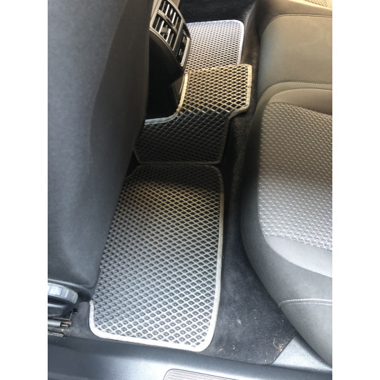 Килимки EVA (чорні) для Volkswagen Passat B8 2015-2024 рр Килимки EVA (чорні) для Volkswagen Passat B8 2015-2024 рр