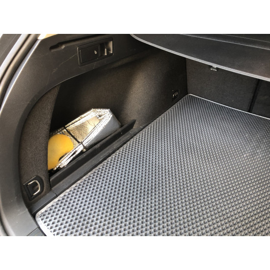 Килимок багажника (EVA, чорний) SW для Volkswagen Passat B8 2015-2024 рр Килимок багажника (EVA, чорний) SW для Volkswagen Passat B8 2015-2024 рр