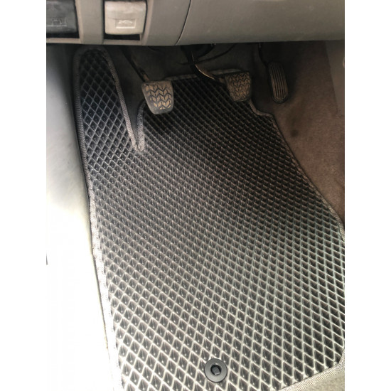 Килимки EVA (чорні) для Toyota Hilux 2006-2015 рр Килимки EVA (чорні) для Toyota Hilux 2006-2015 рр