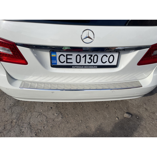 Накладка на задній бампер Carmos (SW, нерж) для Mercedes E-сlass W211 2002-2009 рр