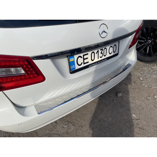 Накладка на задній бампер Carmos (SW, нерж) для Mercedes E-сlass W211 2002-2009 рр