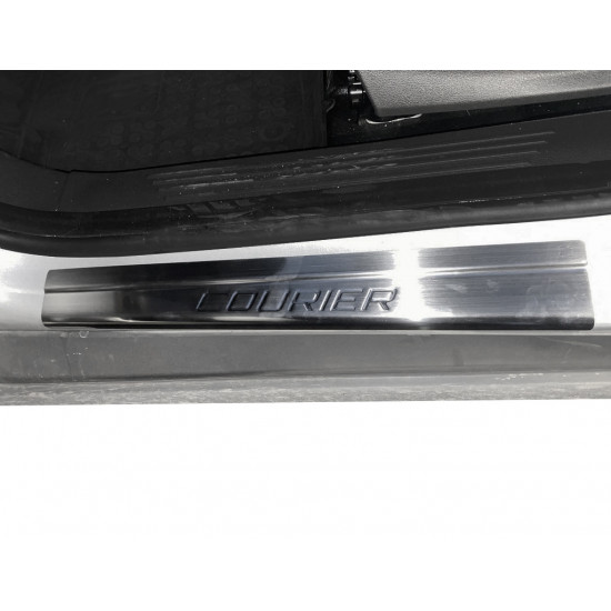 Накладки на пороги Carmos V1 (4 шт, нерж) для Ford Courier 2014-2023 рр Накладки на пороги Carmos V1 (4 шт, нерж) для Ford Courier 2014-2023 рр