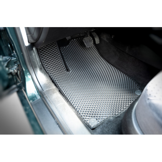 Килимки EVA (чорні) для Volkswagen Golf 4 Килимки EVA (чорні) для Volkswagen Golf 4