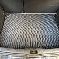 Килимок багажника (HB, EVA, чорний) для Volkswagen Golf 4