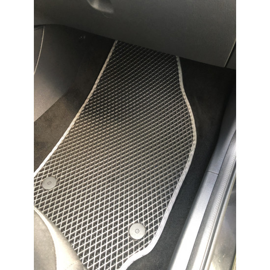 Килимки EVA (чорні) для Skoda Fabia 2014-2021 рр Килимки EVA (чорні) для Skoda Fabia 2014-2021 рр