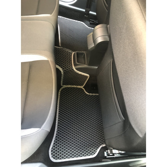 Килимки EVA (чорні) для Skoda Fabia 2014-2021 рр Килимки EVA (чорні) для Skoda Fabia 2014-2021 рр