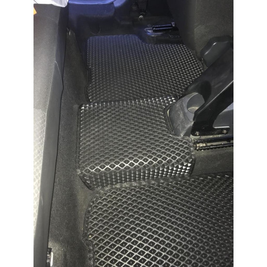 Килимки EVA (чорні) для Dacia Logan I 2005-2008 рр Килимки EVA (чорні) для Dacia Logan I 2005-2008 рр