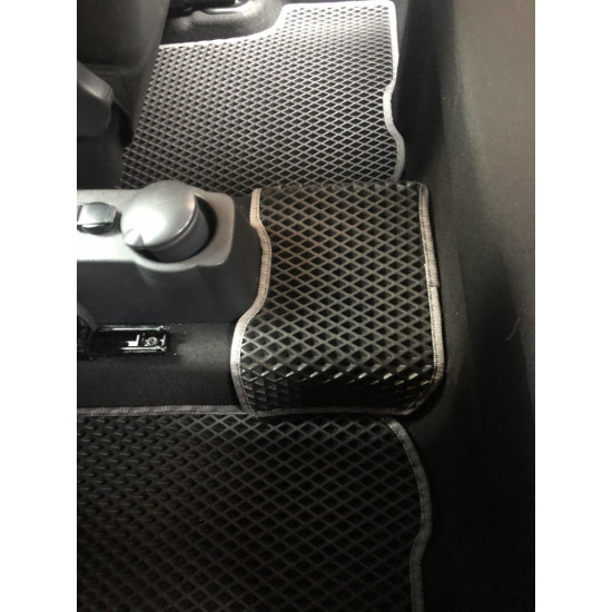 Килимки EVA (чорні) для Dacia Sandero 2013-2020 рр Килимки EVA (чорні) для Dacia Sandero 2013-2020 рр