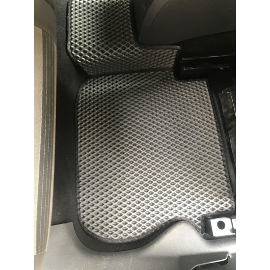 Килимки EVA (чорні) 2 шт, передні для Volkswagen Caddy 2015-2020 рр Килимки EVA (чорні) 2 шт, передні для Volkswagen Caddy 2015-2020 рр