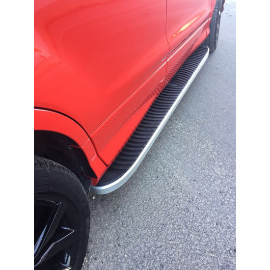 Бокові пороги Tayga Grey (2 шт., Алюміній) З чорним листям на дверях для Ford Kuga/Escape 2013-2019 рр Бокові пороги Tayga Grey (2 шт., Алюміній) З чорним листям на дверях для Ford Kuga/Escape 2013-2019 рр