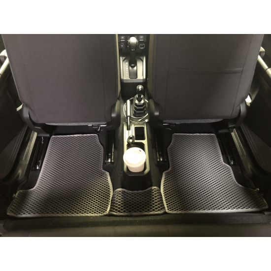 Килимки EVA (чорні) для Suzuki Jimny 2018-2024 рр Килимки EVA (чорні) для Suzuki Jimny 2018-2024 рр