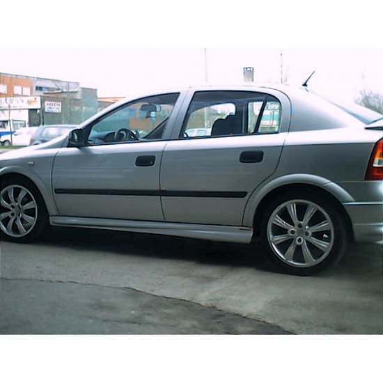 Бічні пороги HB (під фарбування) для Opel Astra G classic 1998-2012рр