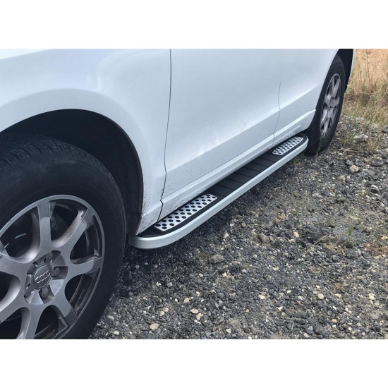 Бокові пороги Tayga V2 (2 шт., Алюміній) для Land Rover Discovery V Бокові пороги Tayga V2 (2 шт., Алюміній) для Land Rover Discovery V