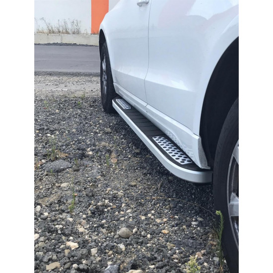 Бокові пороги Tayga V2 (2 шт., Алюміній) для Land Rover Discovery V Бокові пороги Tayga V2 (2 шт., Алюміній) для Land Rover Discovery V