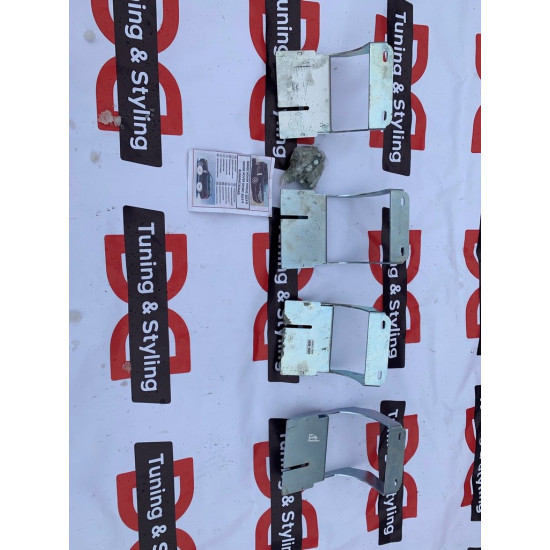 Бокові пороги Tayga Grey (2 шт., Алюміній) для Land Rover Discovery V Бокові пороги Tayga Grey (2 шт., Алюміній) для Land Rover Discovery V