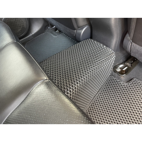 Килимки EVA (чорні) для Nissan Leaf 2010-2017 рр Килимки EVA (чорні) для Nissan Leaf 2010-2017 рр