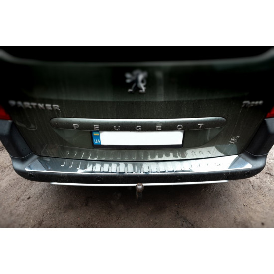 Накладки на задній бампер Carmos V2 (нерж.) для Peugeot Partner Tepee 2008-2018рр Накладки на задній бампер Carmos V2 (нерж.) для Peugeot Partner Tepee 2008-2018рр