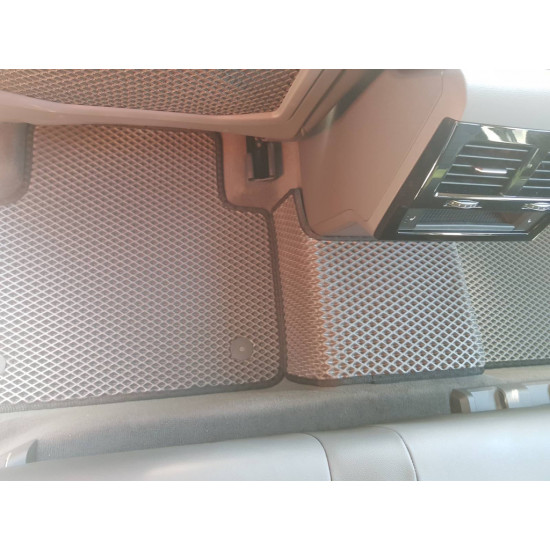 Килимки EVA (чорні) для Volkswagen Touareg 2018-2024 рр Килимки EVA (чорні) для Volkswagen Touareg 2018-2024 рр