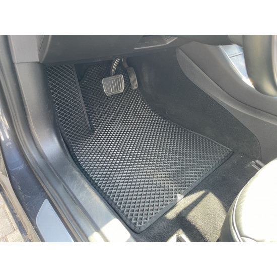 Килимки EVA (чорні) для Tesla Model 3 Килимки EVA (чорні) для Tesla Model 3