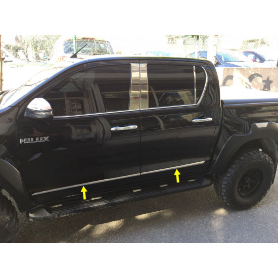 Накладки на молдинги Tit-designs (4 шт, нерж) для Toyota Hilux 2015-2024 рр Накладки на молдинги Tit-designs (4 шт, нерж) для Toyota Hilux 2015-2024 рр