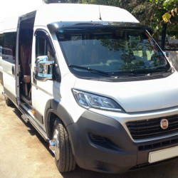 Козирьок на лобове скло (чорний глянець, 5мм) для Fiat Ducato 2006-2024 та рр