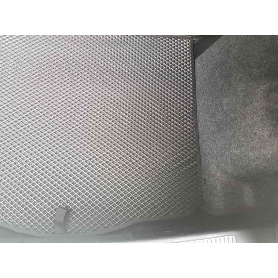 Килимок багажника EVA (чорний) для Fiat Punto Grande/EVO 2006-2018 рр Килимок багажника EVA (чорний) для Fiat Punto Grande/EVO 2006-2018 рр