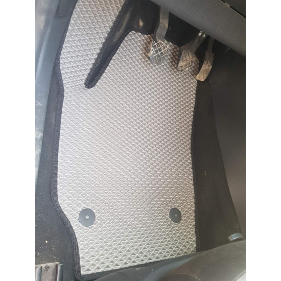 Килимки EVA (сірі) для Skoda Fabia 2007-2014рр Килимки EVA (сірі) для Skoda Fabia 2007-2014рр