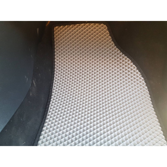 Килимки EVA (сірі) для Skoda Fabia 2007-2014рр Килимки EVA (сірі) для Skoda Fabia 2007-2014рр