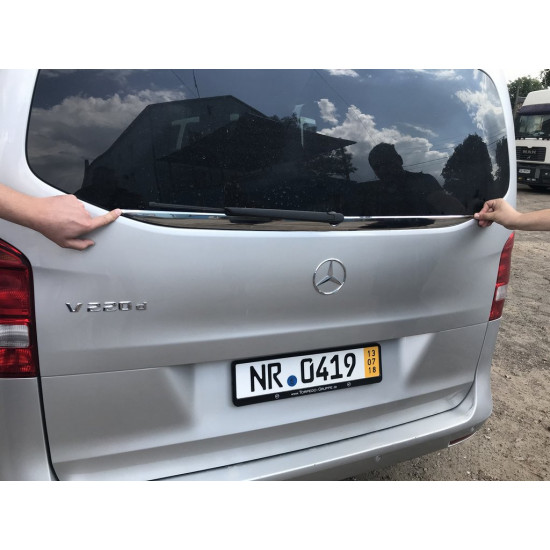 Кромка заднього скла (нерж) Carmos - Турецька сталь для Mercedes Vito / V-class W447 2014-2024 рр